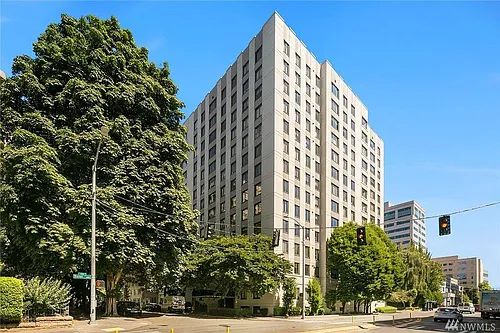 1105 Spring St Photo 1