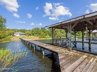 212 Lake Dr, Florahome, FL 32140