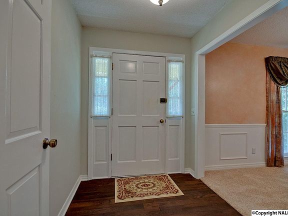 2nd image of 103 Catherine Dr SE