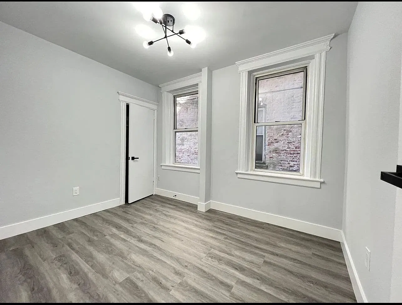 3 bed, $2,095 — Photo 3