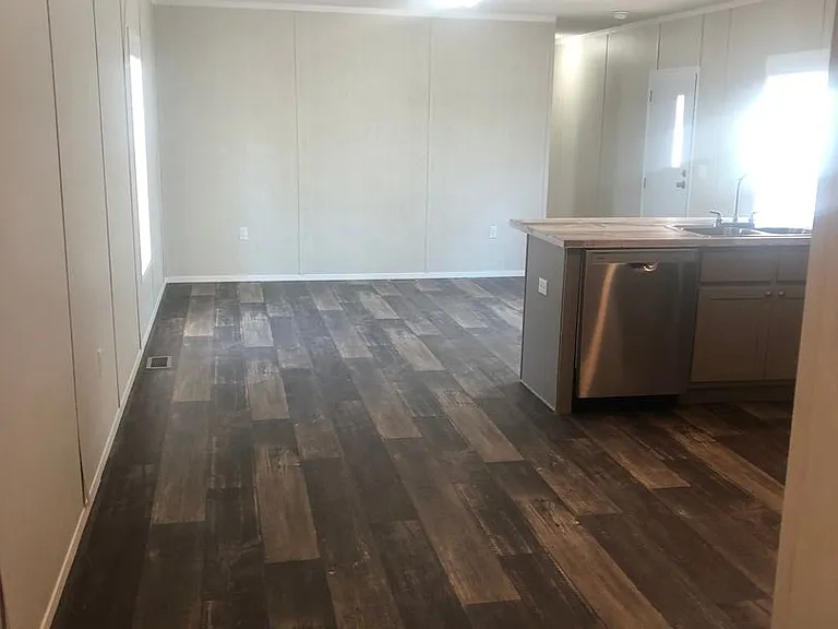 453 W Juniper Ave — Photo 6