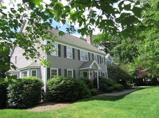 10 Cole Dr, Medfield, MA 02052