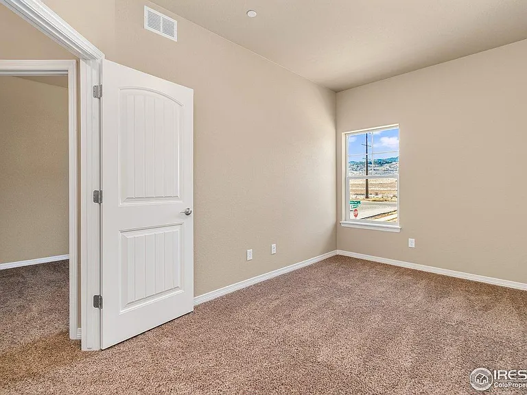 2473 Crown View Dr #5 — Photo 15