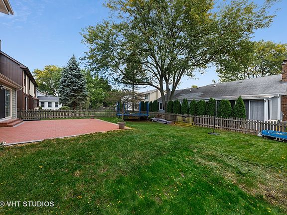 4th image of 1528 Bonaventure Dr