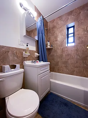 Rented by Compass | media 16