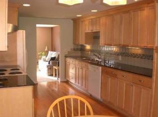 14111 Beverly Park Rd, Edmonds, WA 98026