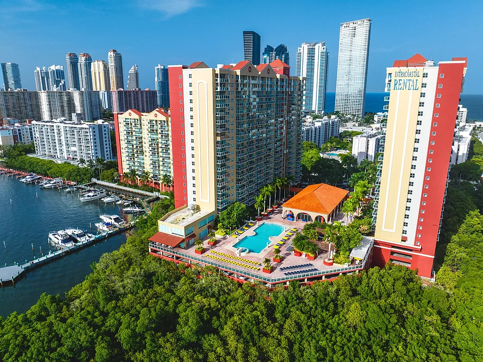 Intracoastal Yacht Club