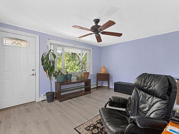 5th image of 44 New Boston Rd