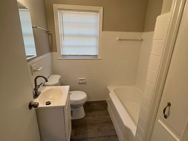 800 Goodson Dr — Photo 13