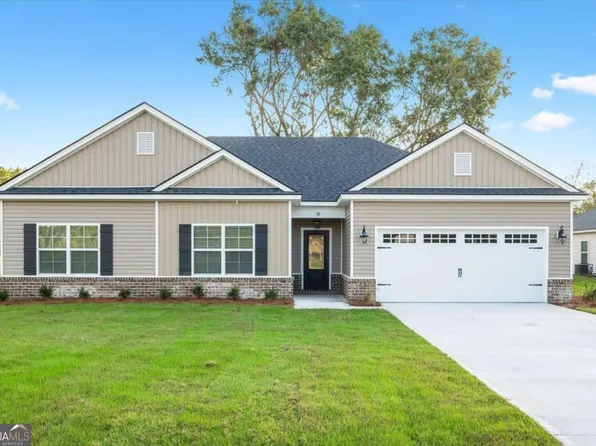 38 Owens Rd, Pembroke, GA 31321