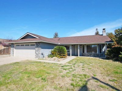 1950 E Toledo Ave, Tulare, CA, 93274