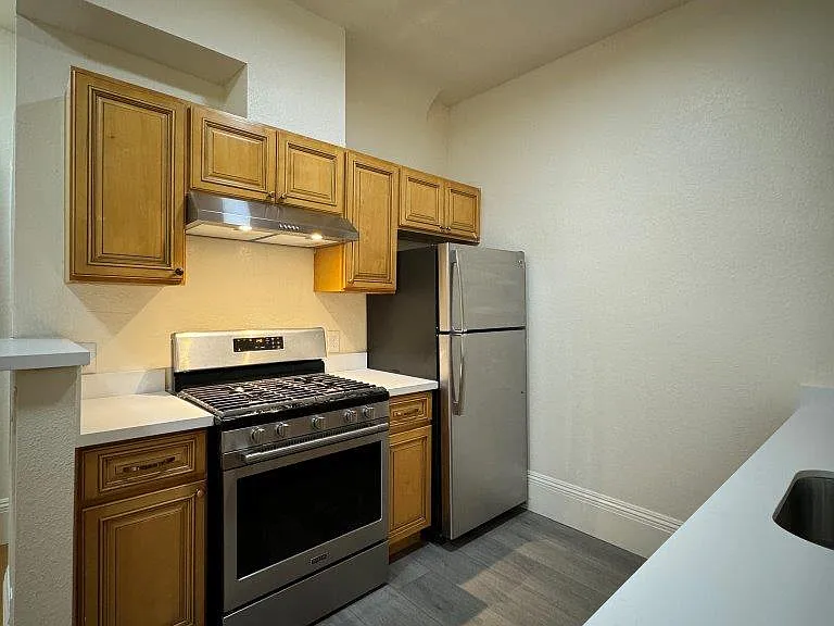 2035 Channing Way — Photo 21