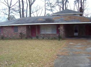 705 Brookwood Dr, Brookhaven, MS 39601