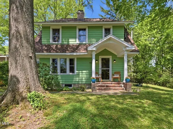 1505 Van Antwerp Road, Niskayuna, NY 12309