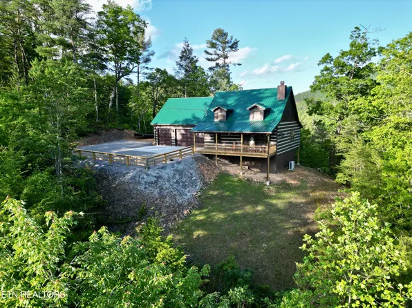 1233 Carrs Creek Rd, Townsend, TN 37882