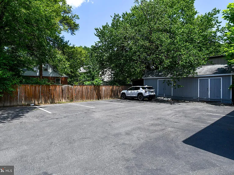 4710 Queensbury Rd #2 — Photo 25