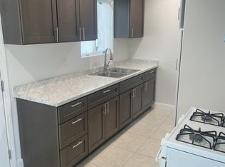 1030 Raymond Ave #A, Glendale, CA 91201