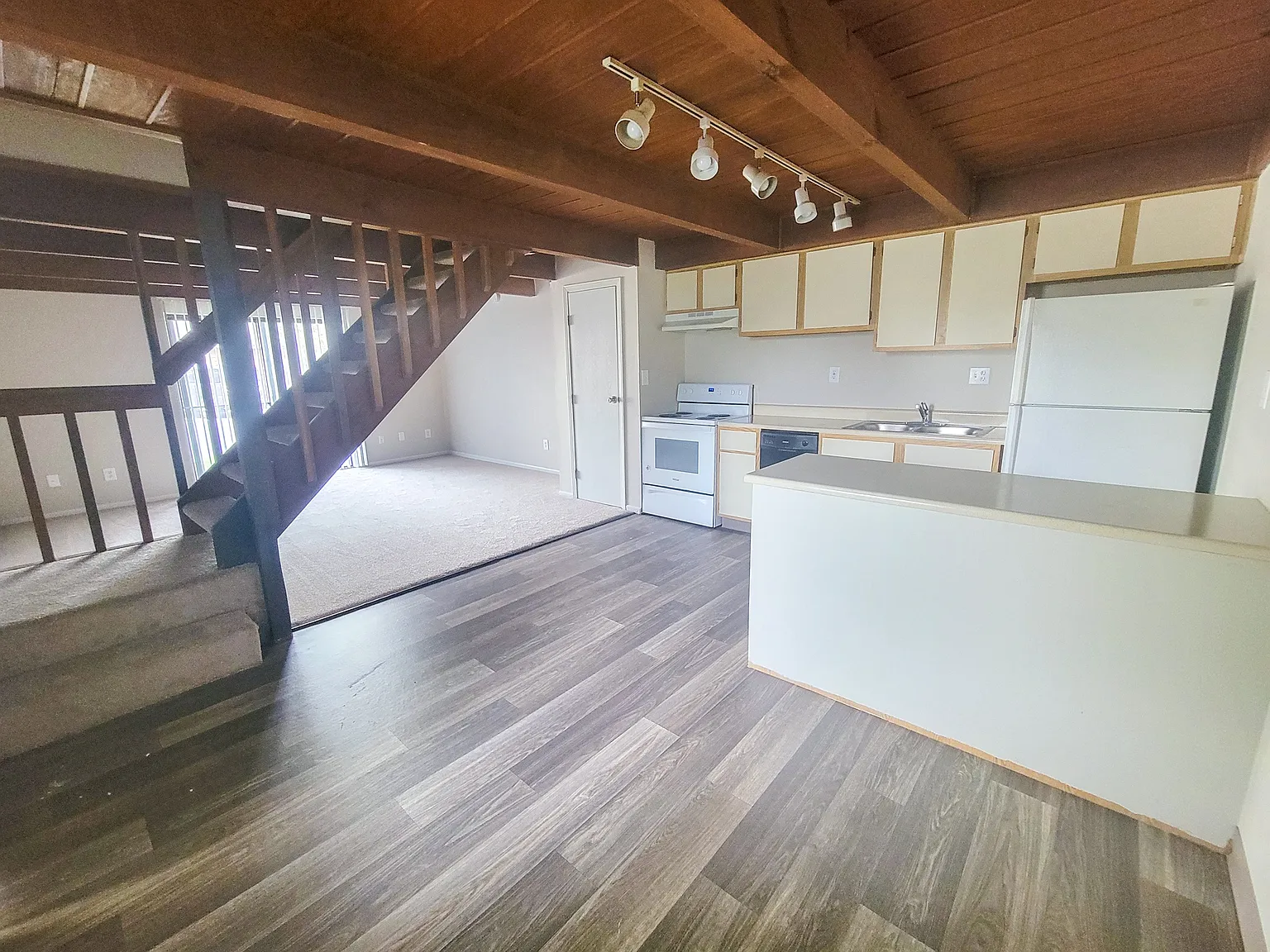 Elk Run Villas — Photo 1