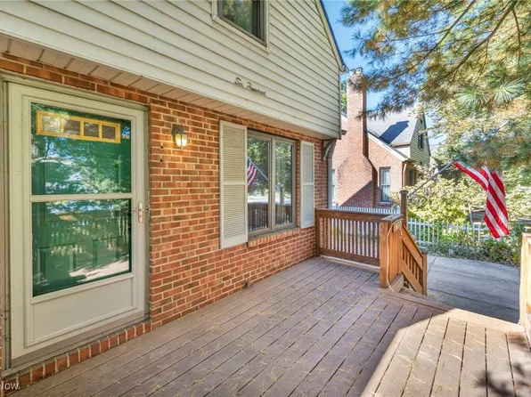 600 Oakmoor Rd, Bay Village, OH 44140