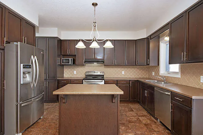 864 Teakwood Ln — Photo 13