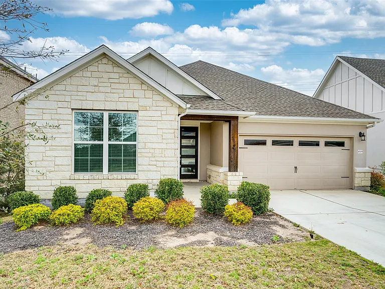4509 Lucabella Ln — Photo 1