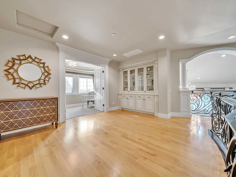 137 W Winnie Way — Photo 53