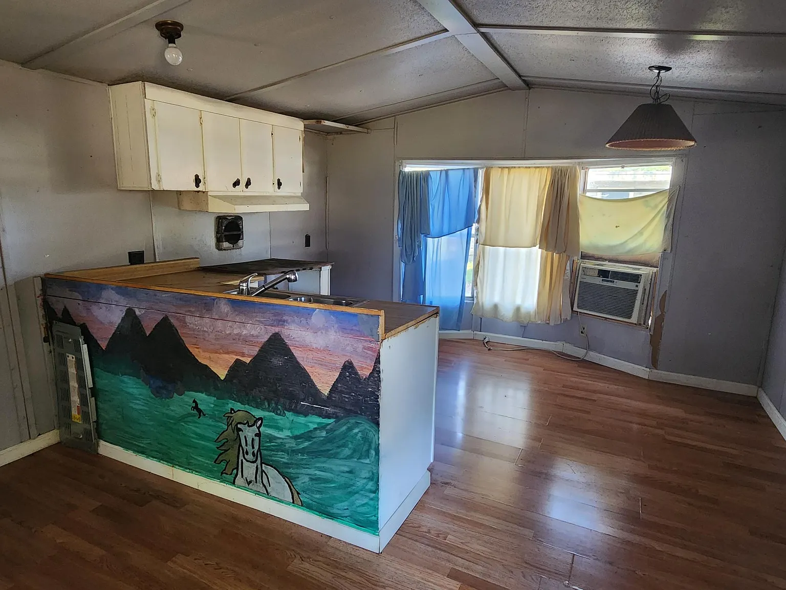 2 bed, 700 sqft, $695 — Photo 3