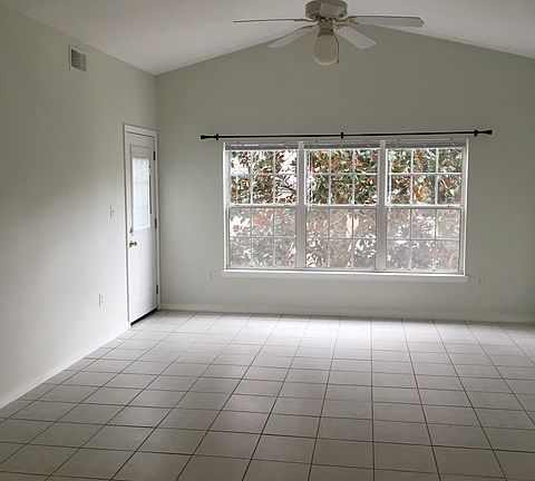 4th image of 1501 Partin Dr Unit 301