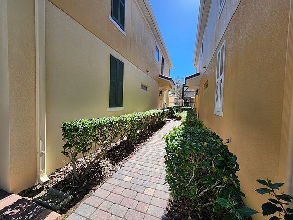 3rd image of 8626 Elder Ln