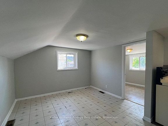 5th image of 169 Mary St N #2