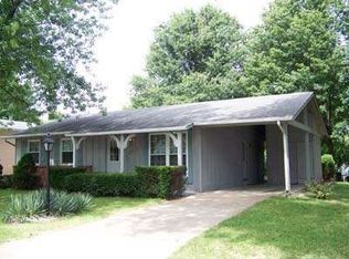 33 Country Hill Rd, Saint Peters, MO 63376