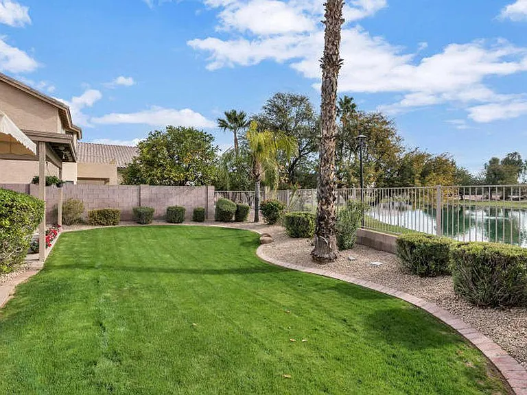 1875 E Oasis Dr — Photo 20