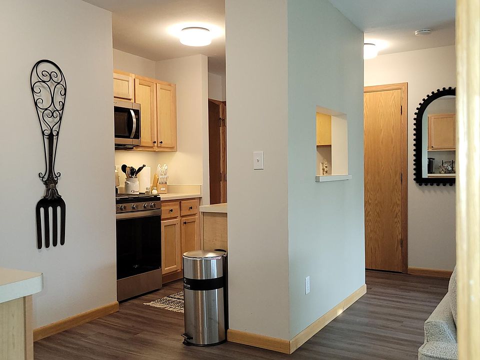 Furnished corporate kitchen