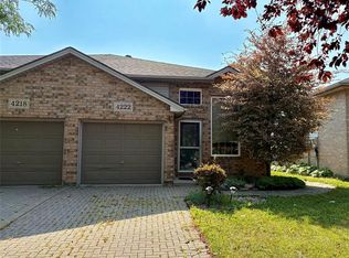 4222 Stagecoach Ave, Windsor, ON N9G 2W8