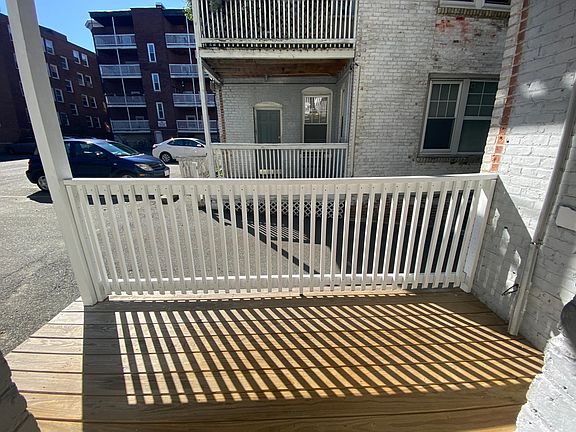 2nd image of 6 Ellsworth Ave APT 13