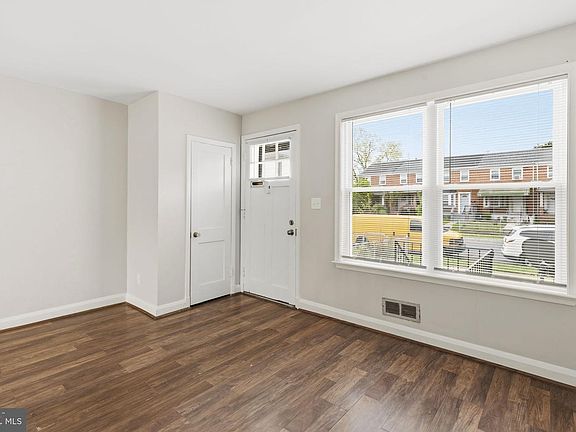 4th image of 748 Arncliffe Rd
