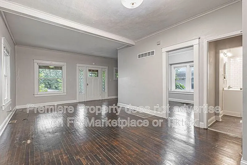 3 bed, 1.5 bath, 1154 sqft, $1,295 — Photo 4
