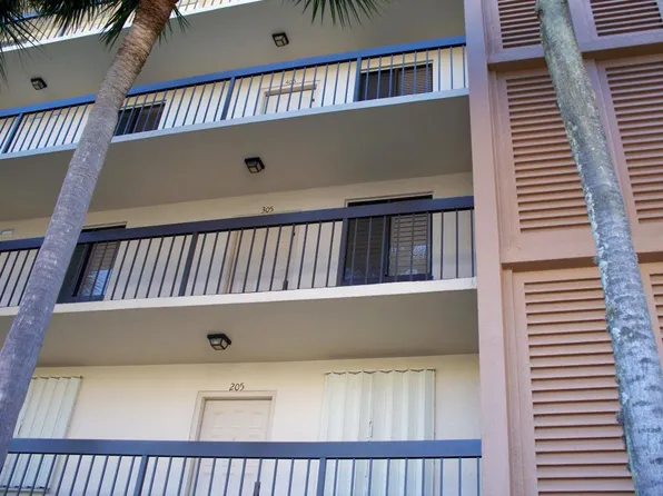 2301 Marina Isle Way APT 305, Jupiter, FL 33477