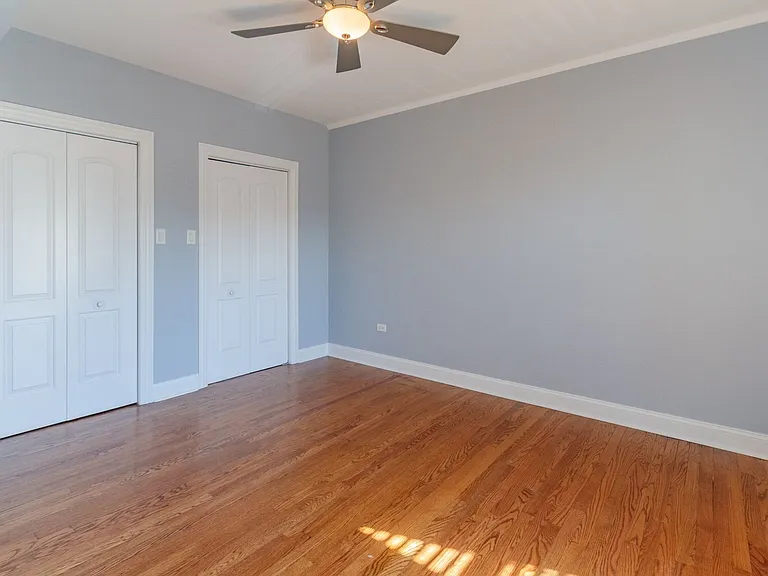 5726 N Mozart St #1A — Photo 8