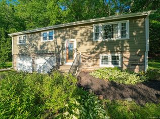 86 Kenneth Dr, Vernon, CT 06066