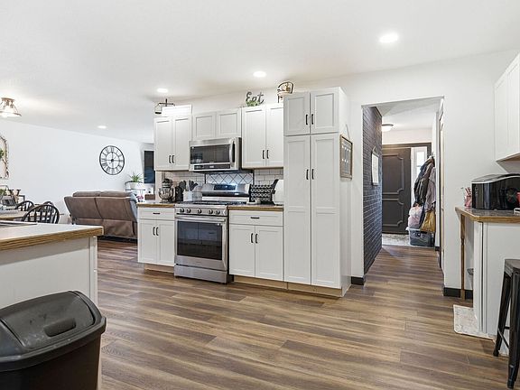 3rd image of 400 Jersey Ave