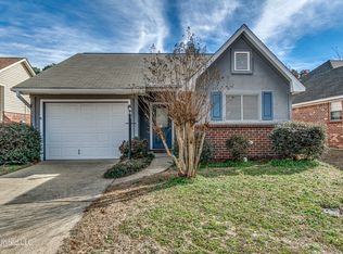 42 Lamplighter Rd, Pearl, MS 39208