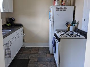 5104 W Wisconsin Ave, Milwaukee, WI