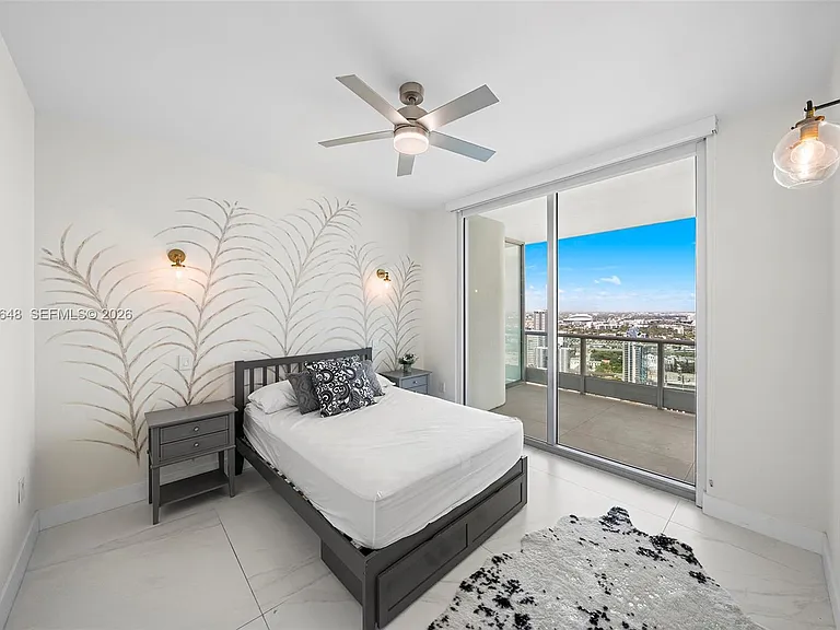 900 Biscayne Blvd #4202 — Photo 49