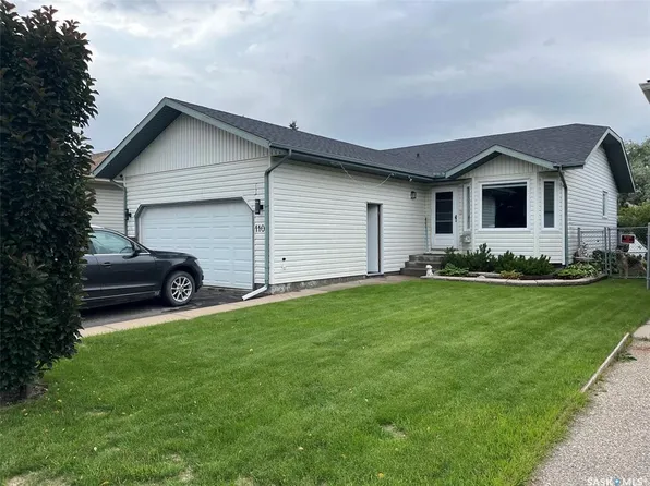 110 26th STREET E, Prince Albert, SK S6V 1Z7