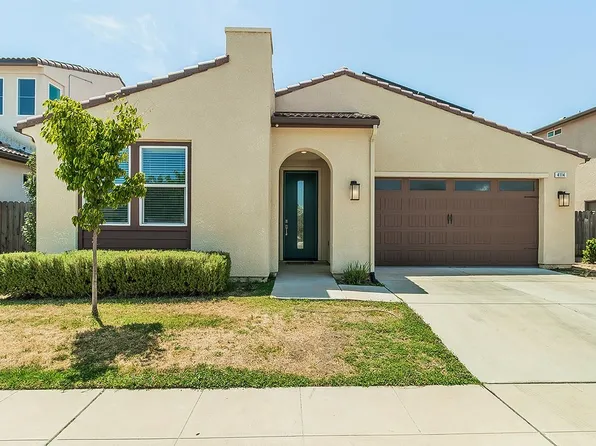 4114 Bellaire Ave, Clovis, CA 93619