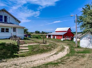 2182 Three Bridges Rd, Marshalltown, IA 50158