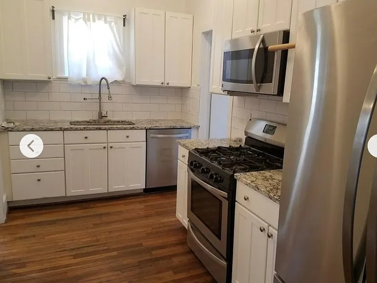 White Oak Dr — Photo 14