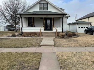 213 3rd St, Claflin, KS 67525