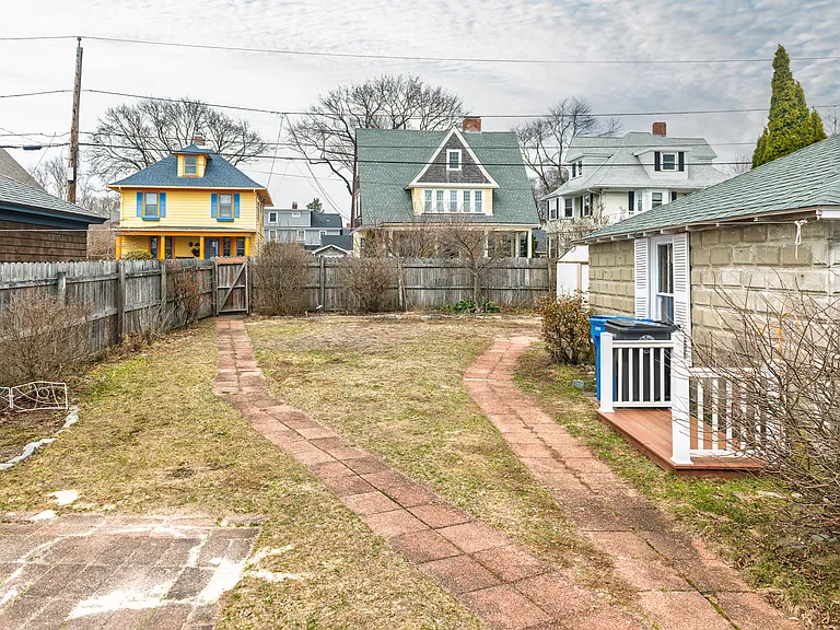 41 Berwick Ln — Photo 11